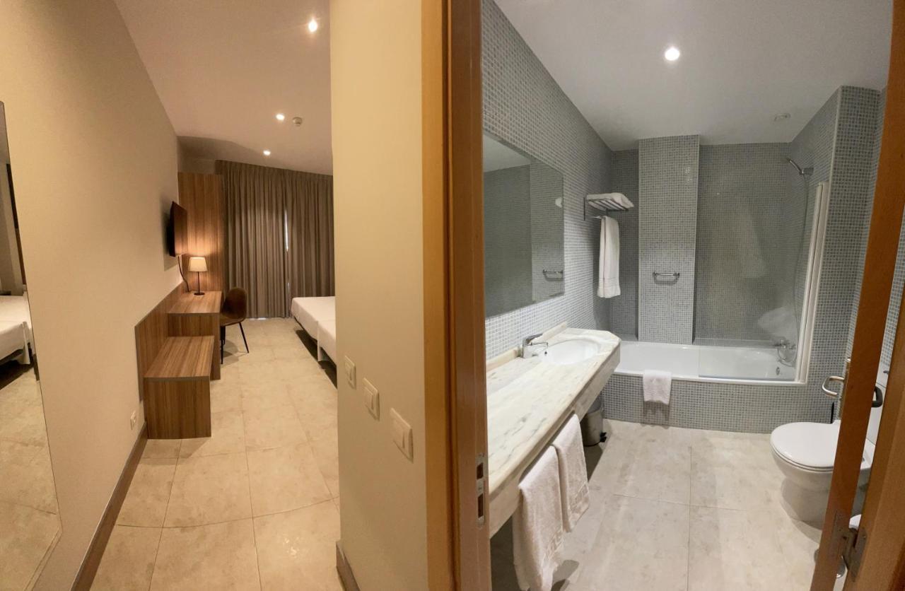 Hotel Camino Real Дуэньяс Экстерьер фото